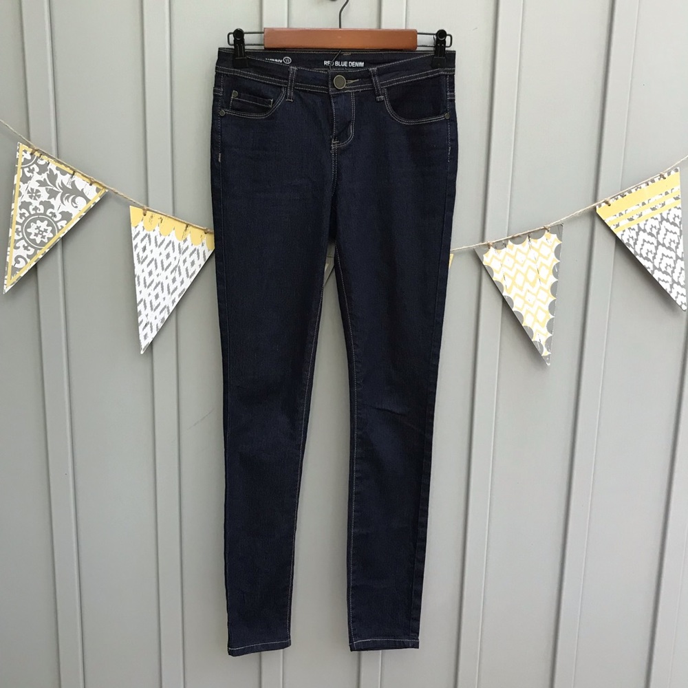 Red Blue Denim Skinny Jeans Size 1/2 Dark Wash